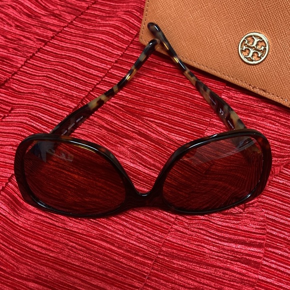 Tory Burch Women’s Prescription Sunglasses and Case - Picture 3 of 16